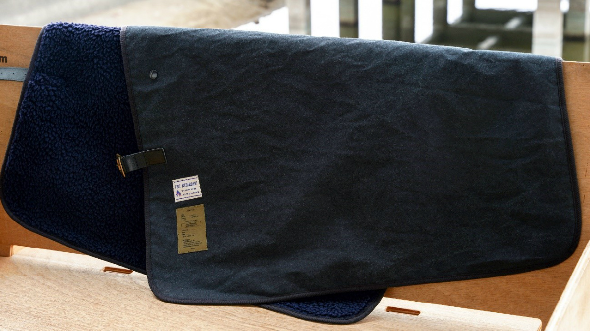 AS2OV(アッソブ) ALBERTON FIRE PROOF BLANKET | アウトドア・キャンプ