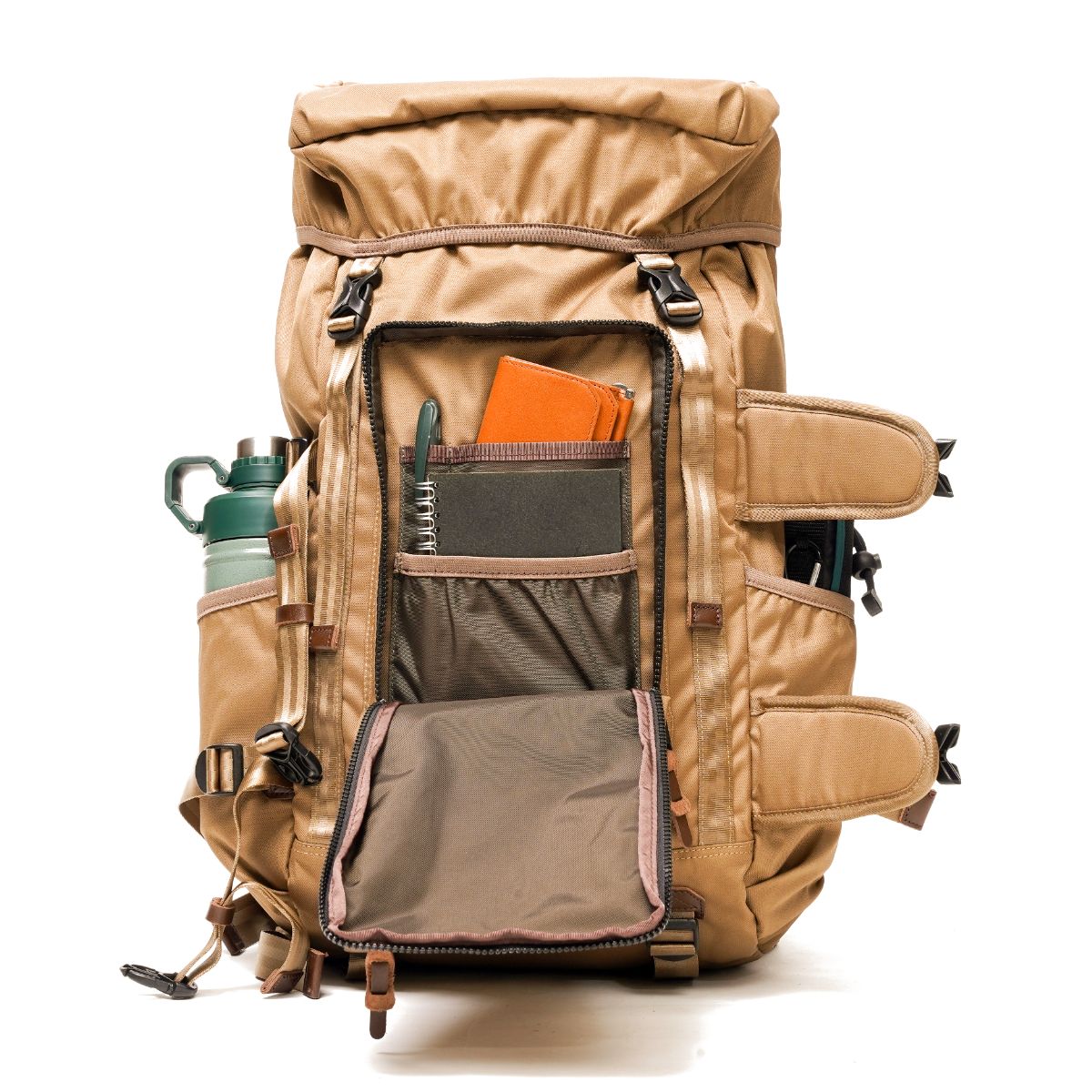 アウトドアバッグのイメージ画像