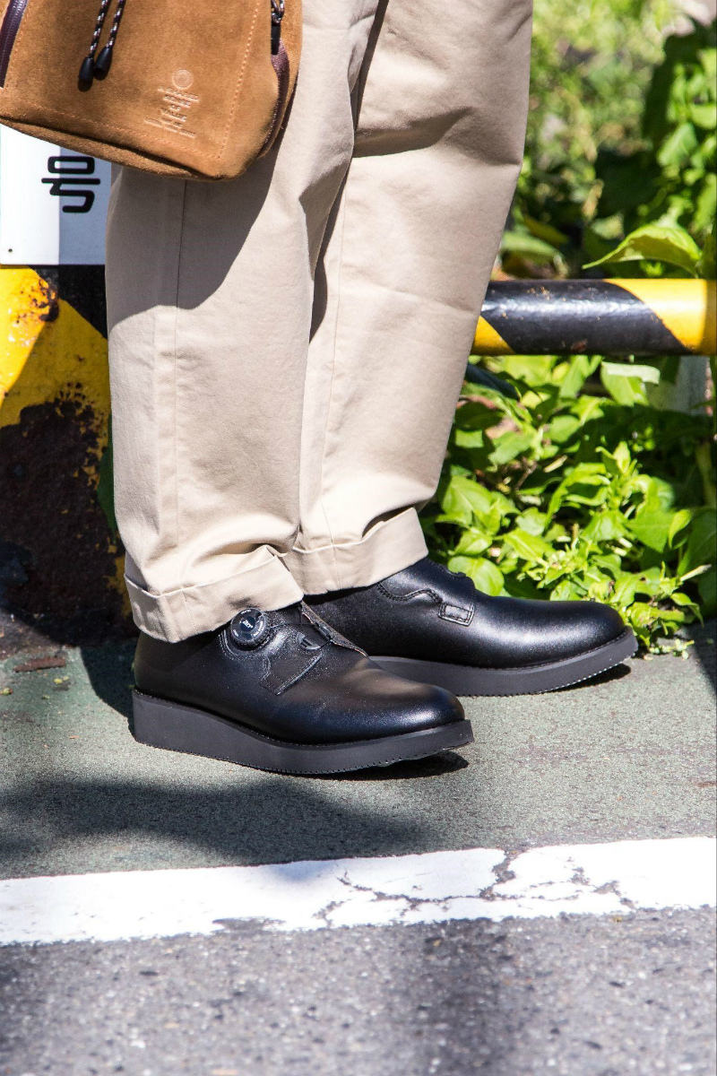 UNBY Molle shoes F/L POSTMAN