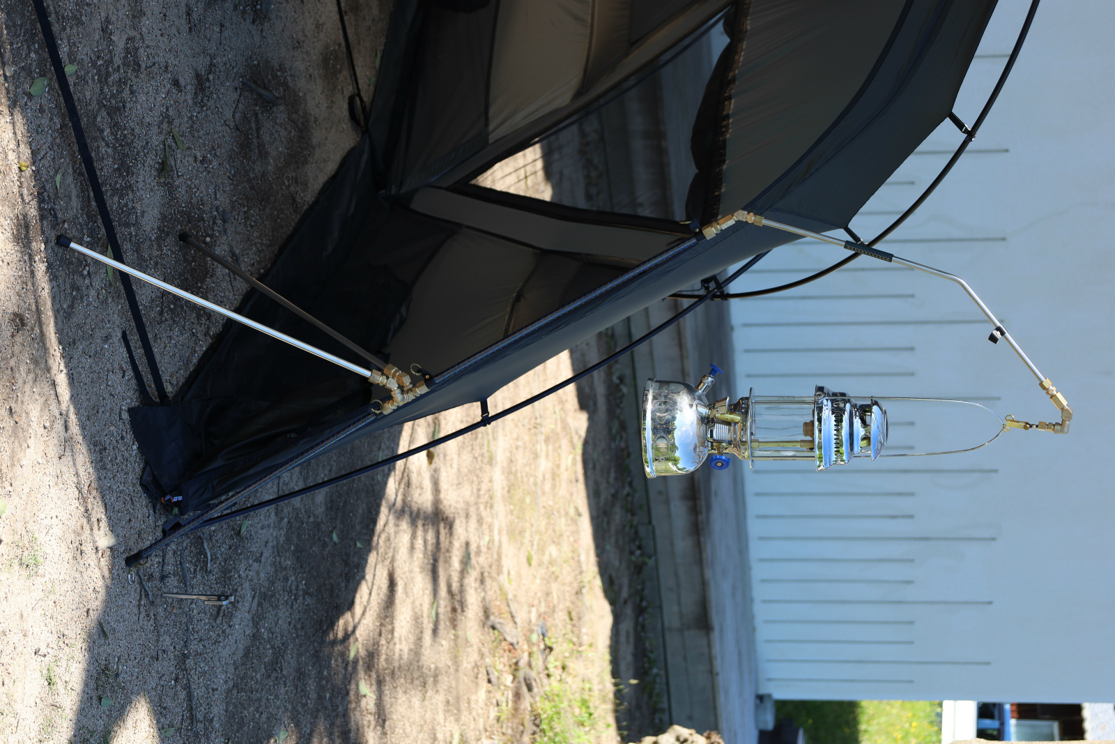 UNBY A.SOME CREATIVE CONQUEST LANTERN POLE