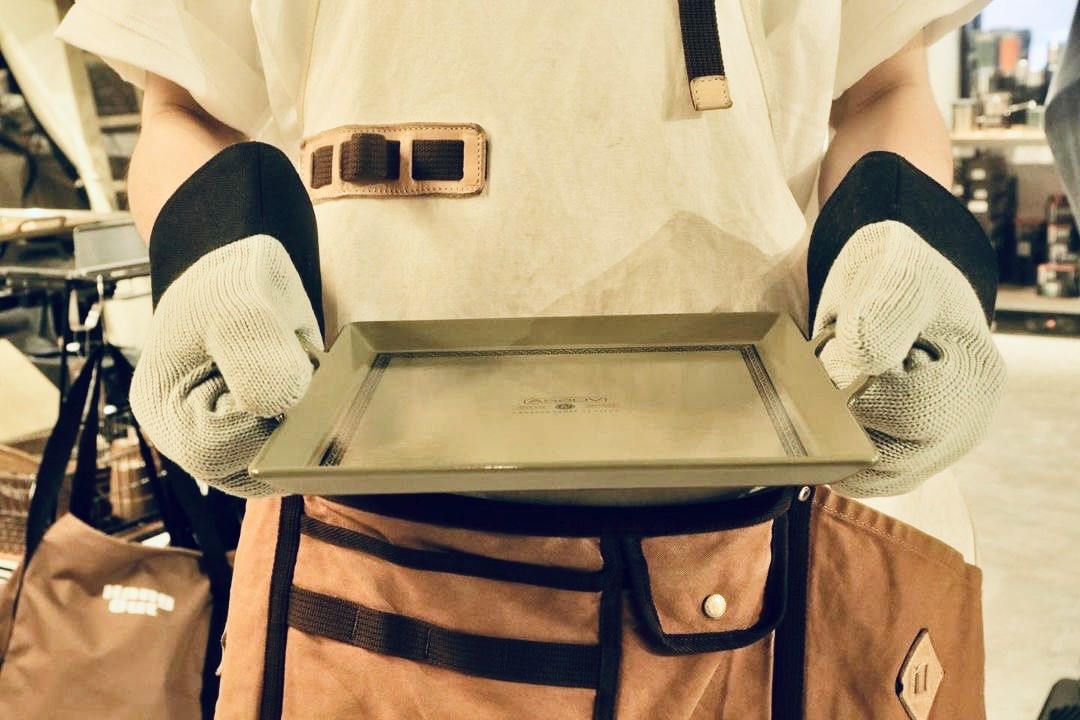 UNBY AS2OV エナメルアイアンプレート