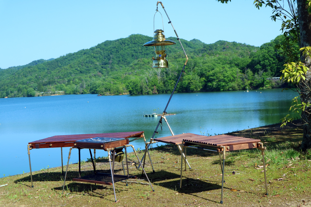 UNBY A.SOME CREATIVE CAPPUCCINO ROLL TABLE HALF