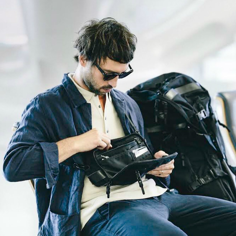 EXCLUSIVE BALLISTIC NYLON 3WAY HELMET BACKPACK