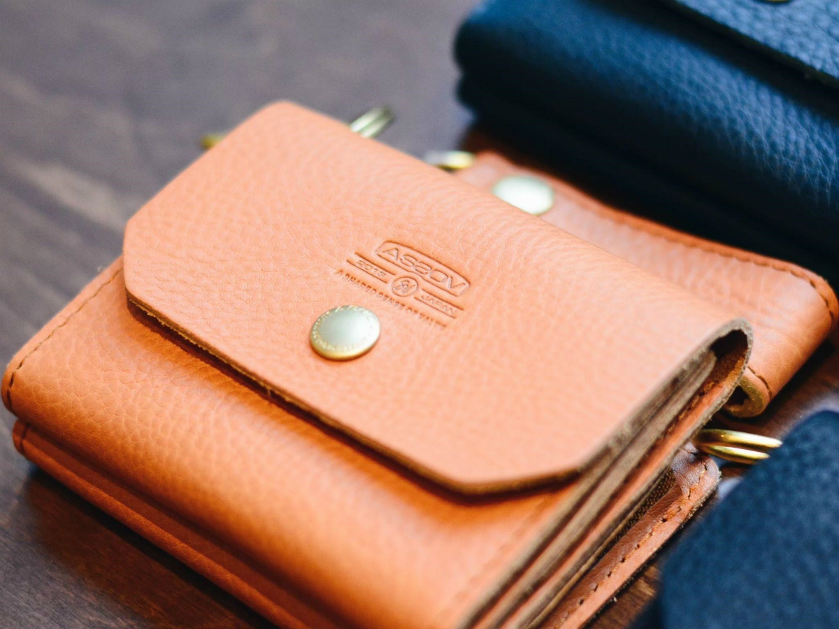 UNBY バレンタイン キャンプ プレゼント ギフト AS2OV OILED SHRINK 財布 ウォレット