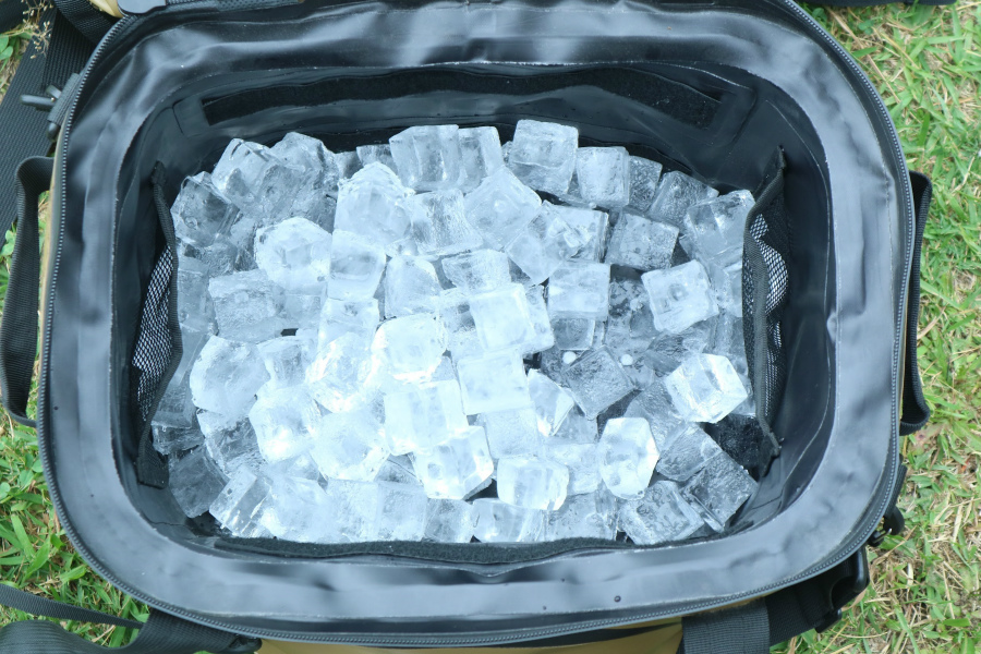 UNBY AS2OV クーラーボックス アウトドア キャンプ