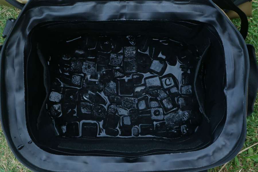 UNBY AS2OV クーラーボックス アウトドア キャンプ