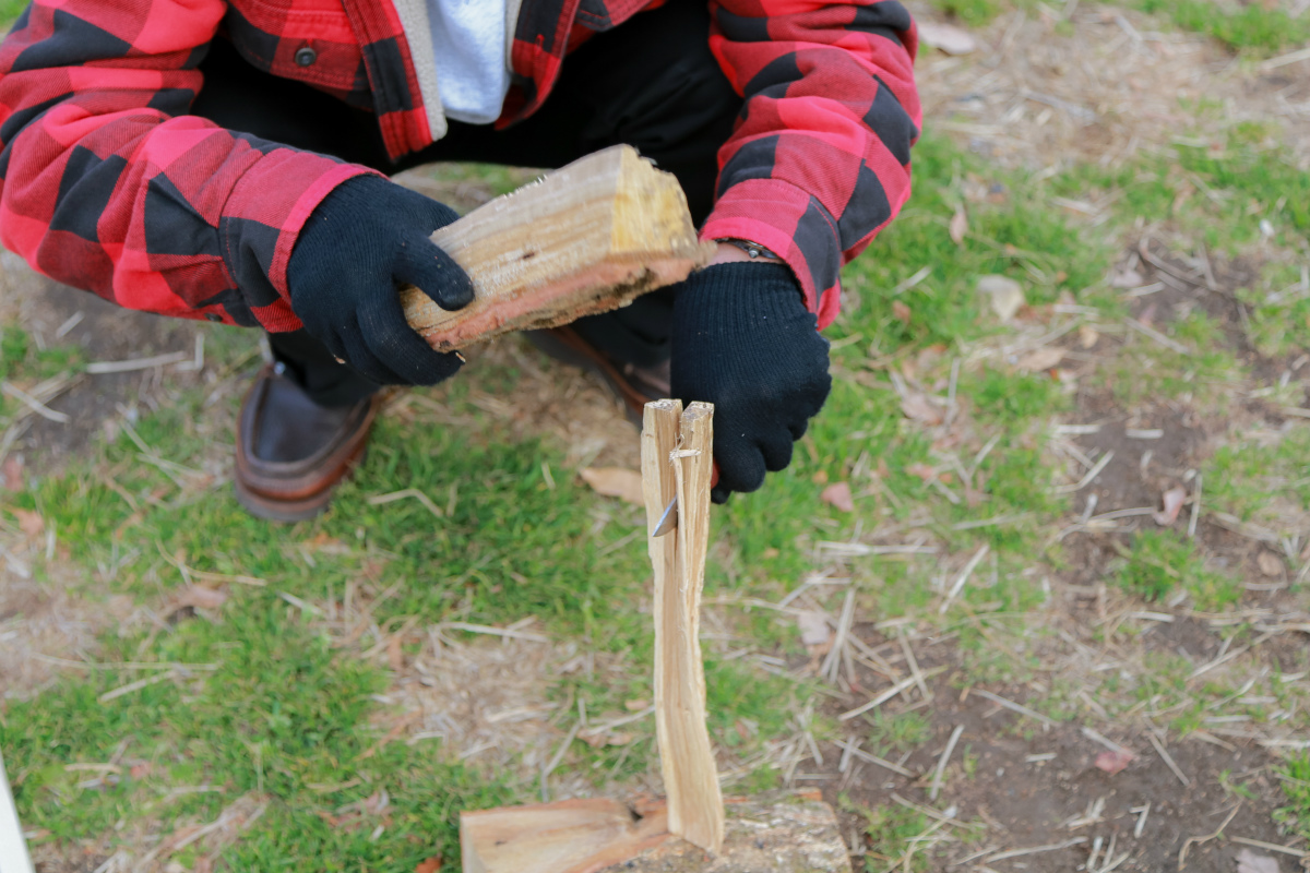 UNBY アウトドア 薪割り