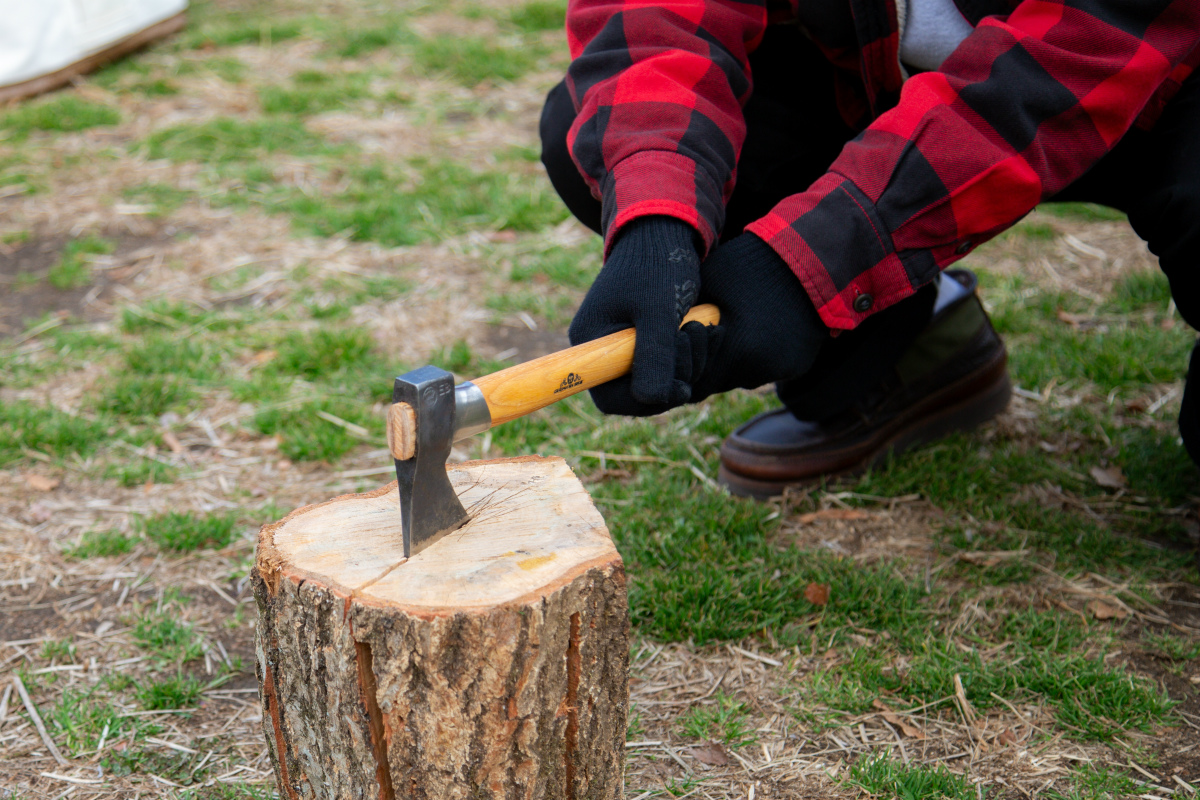 UNBY アウトドア 薪割り