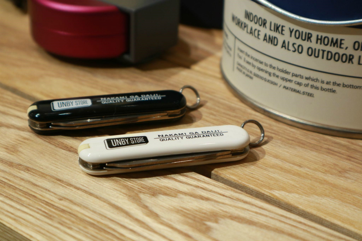 UNBY バレンタイン キャンプ プレゼント ギフト ヴィクトリノックス　アンバイ別注