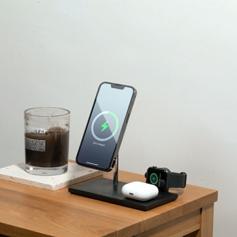 充電を驚くほど快適に。NATIVE UNIONの最強 ”3IN1” ワイヤレス