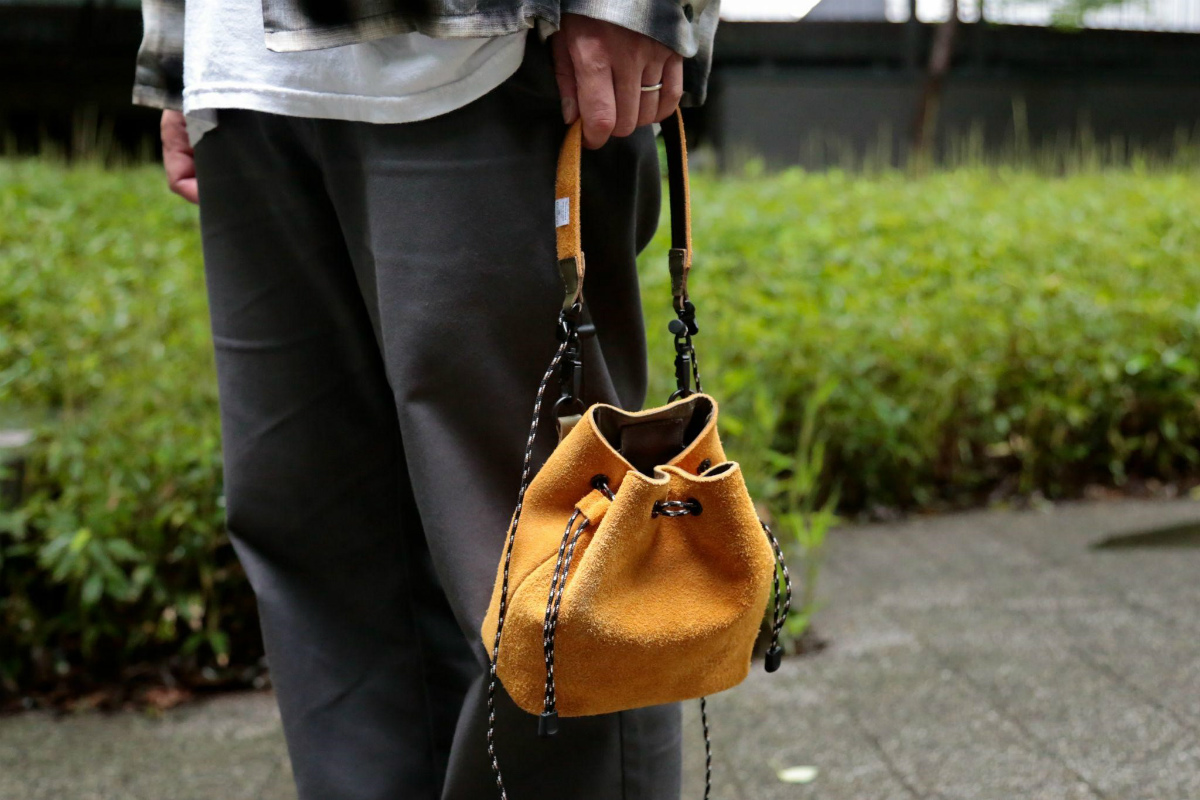 UNBY AS2OV WP SUEDE MINI DREW STRING SHOULDER