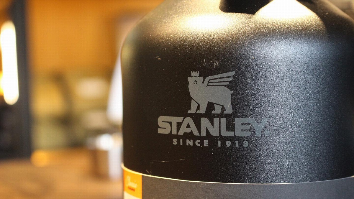 STANLEY クラシック真空グロウラー 1.9L