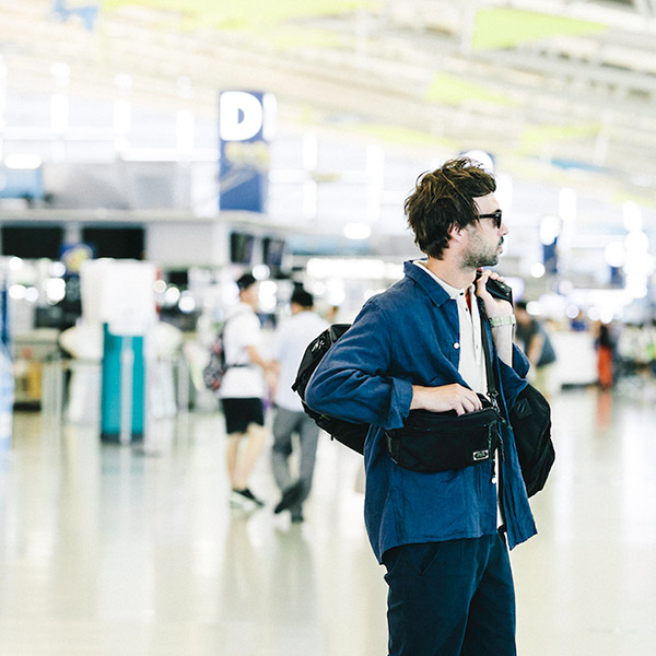 トラベルポーチ