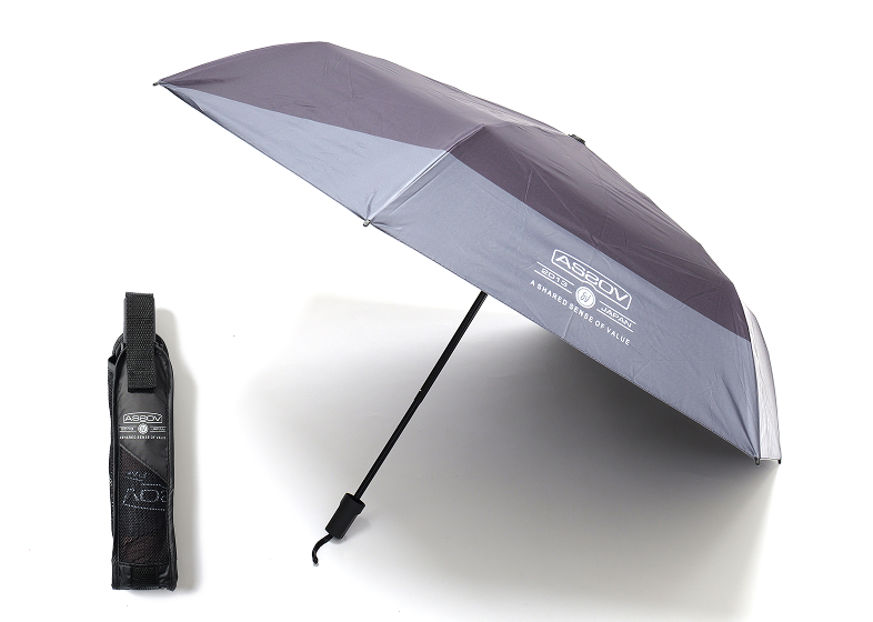 FOLDING UMBRELLA