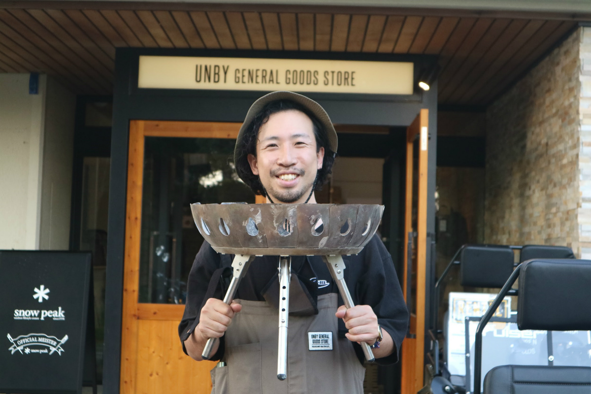 UNBY三田店店長小林のMINIMALWORKS焚き火台VULCAN