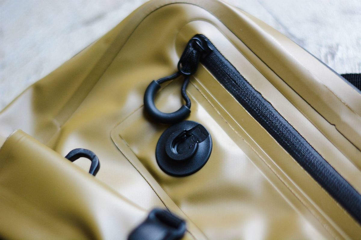 AS2OV TPU ウェルダーソフトサコッシュ