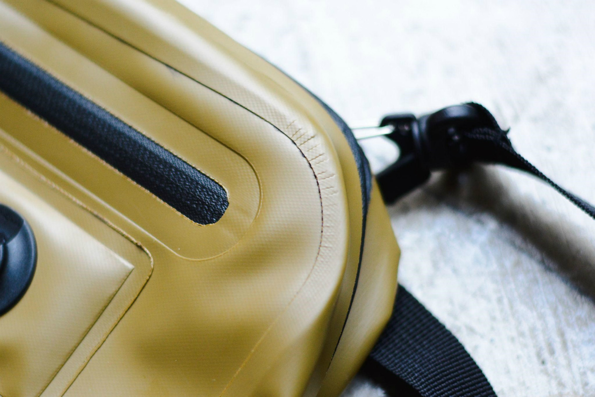 AS2OV TPU ウェルダーソフトサコッシュ