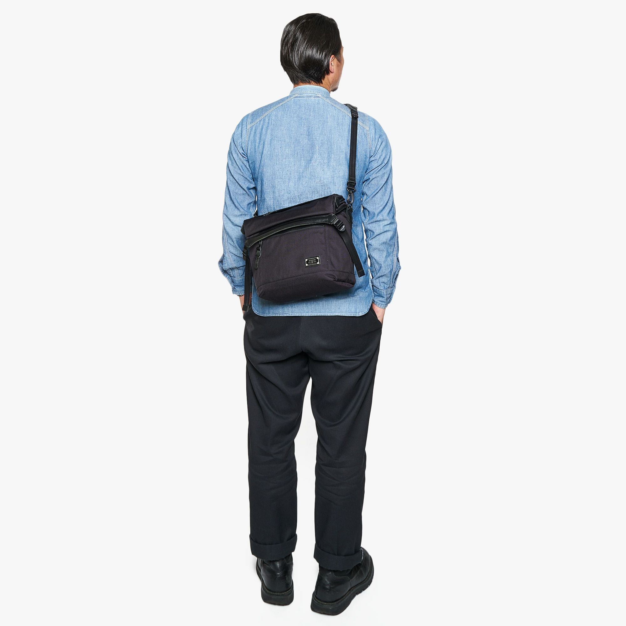 AS2OV (アッソブ) EXCLUSIVE BALLISTIC NYLON MESSENGER BAG