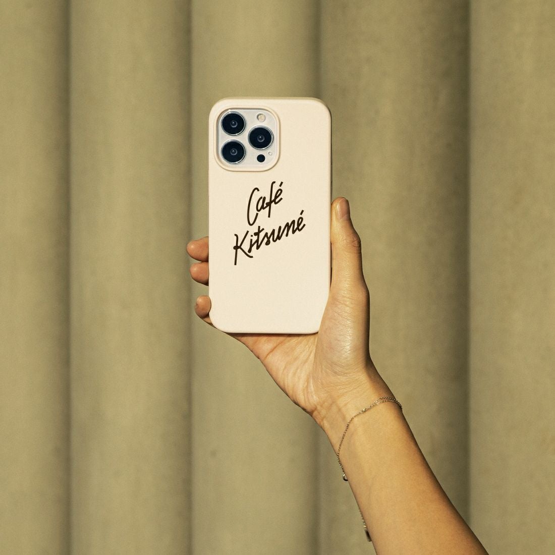 NATIVE UNION × MAISON KITSUNÉ CAFÉ KITSUNE CASE FOR