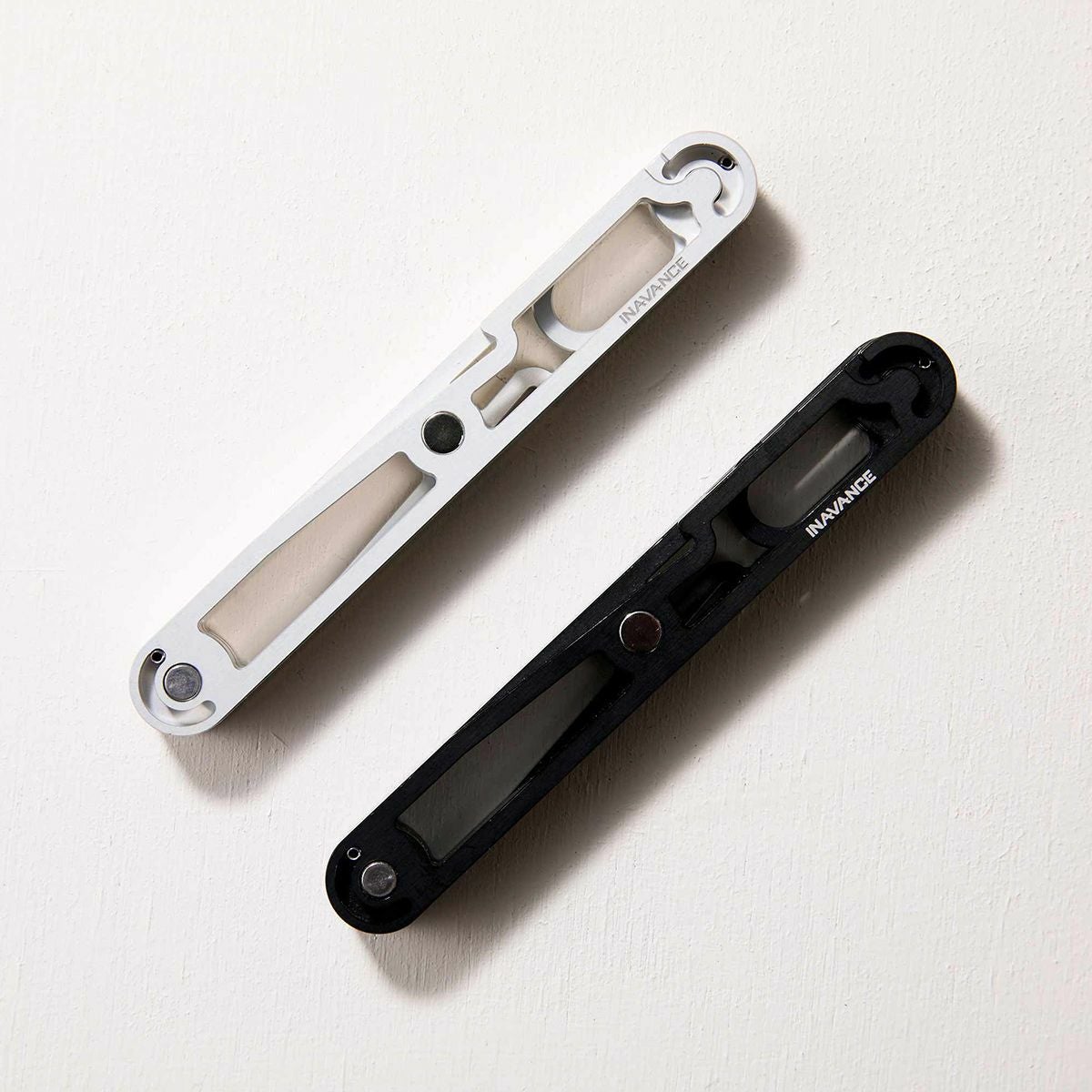 INAVANCE イナハンガー ブラック 2本セット INAVANCE INA HANGER / インアバンス イナハンガー シルバー