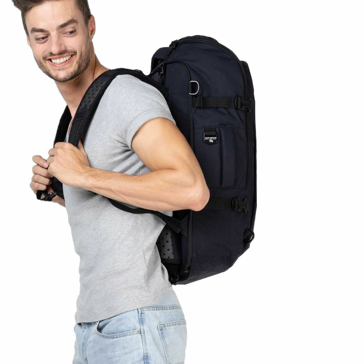 CABINZERO キャビンゼロ -ADV PRO BACKPACK 42L Absolute Black