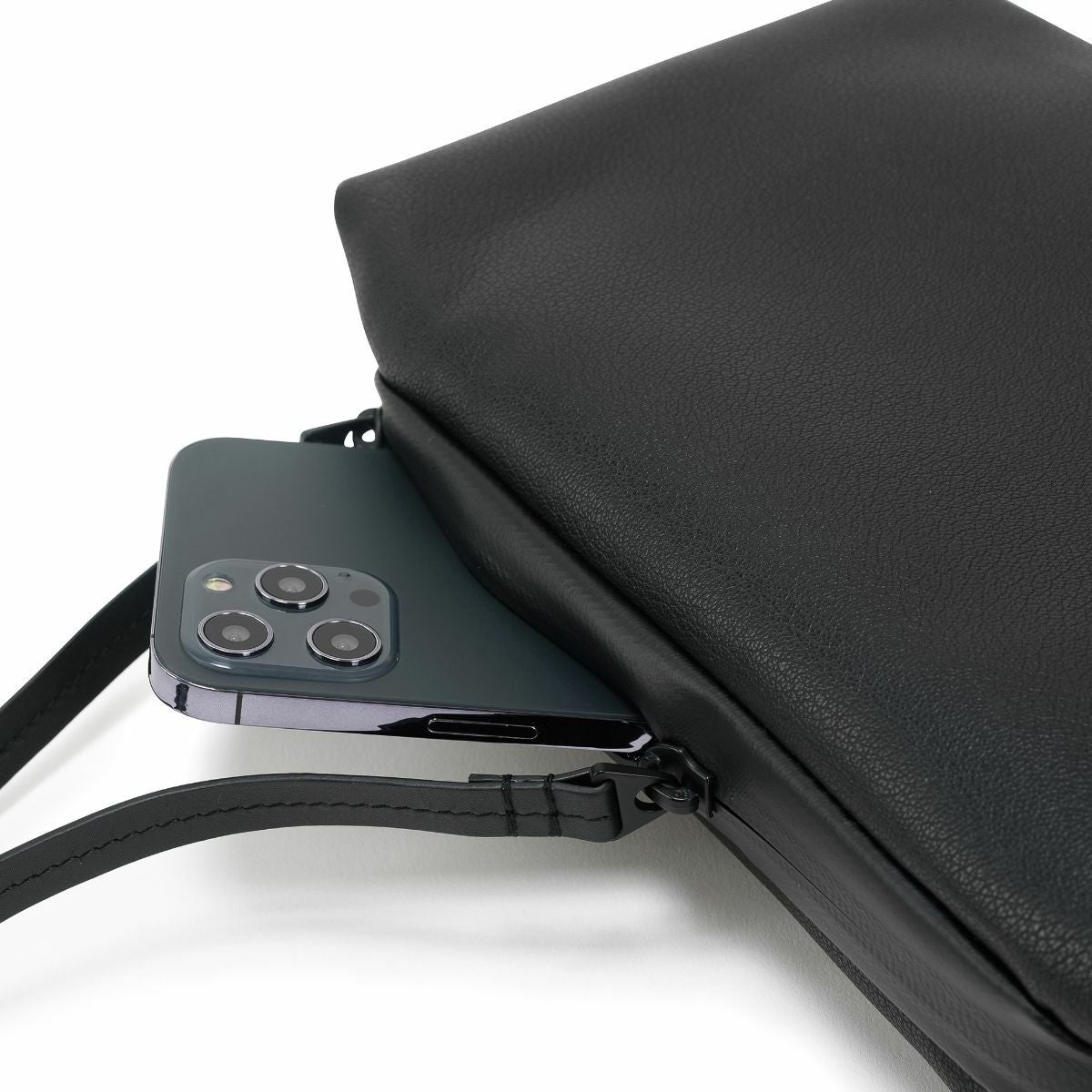 cote&ciel コートエシエルARNO ALLURA RECYCLED LEATHER BLACK アル―ノ