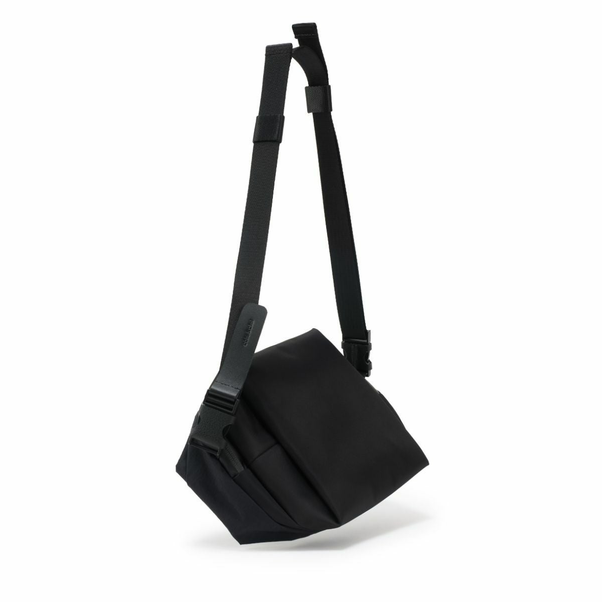 cote&ciel コートエシエルNEDA KOMATSU ONIBEGIE NYLON BLACK ネイダ