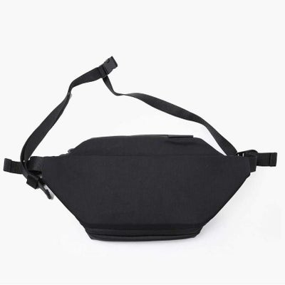 cote&ciel コートエシエル ISARAU SMALL Smooth Black ボディバッグ 