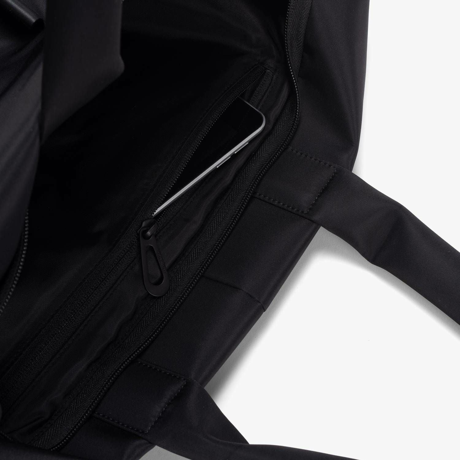 cote&ciel コートエシエル AMU SLEEK BLACK トートバック | バッグ