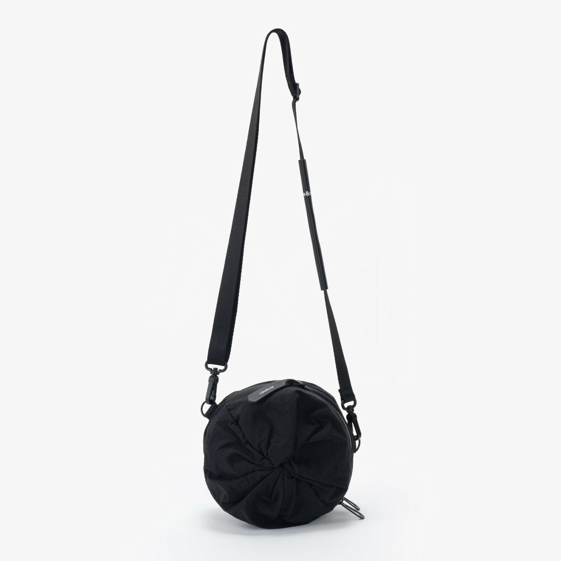 cote&ciel コートエシエルVikos M Smooth Black | バッグ| バッグ