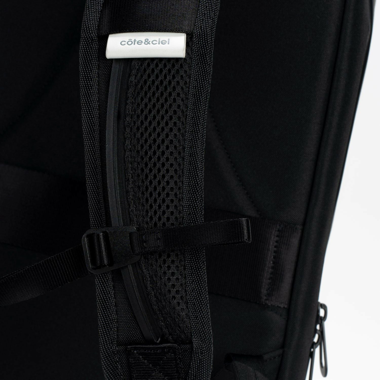 cote&ciel コートエシエルYukon Sleek Black | バッグ| バッグ