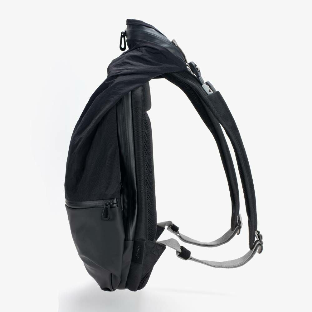 cote&ciel コートエシエルNile S Smooth Black Colour Accent | バッグ
