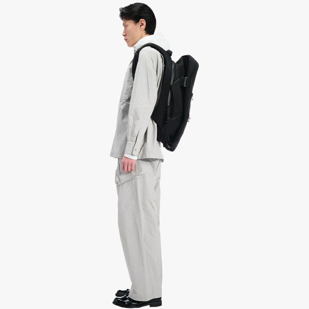 cote&ciel コートエシエルIsar M Round Carbon Black | バッグ| バッグ