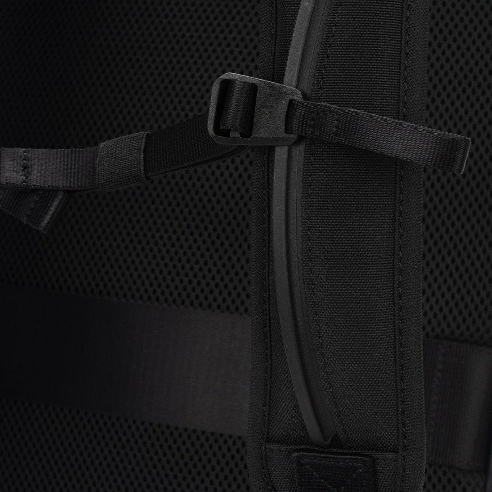 cote&ciel コートエシエルSaru Sleek Black | バッグ| バッグ