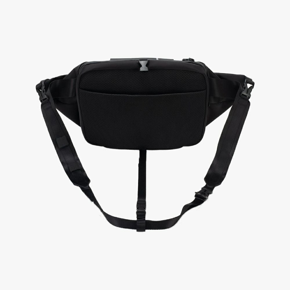 cote&ciel コートエシエルIsarau L Sleek Black | バッグ| バッグ