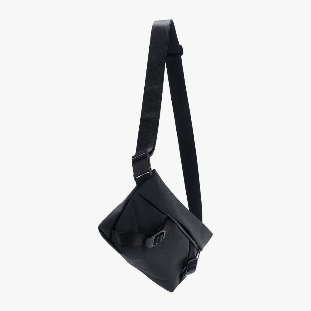 cote&ciel コートエシエルSinu Satellite Black ショルダーバッグ