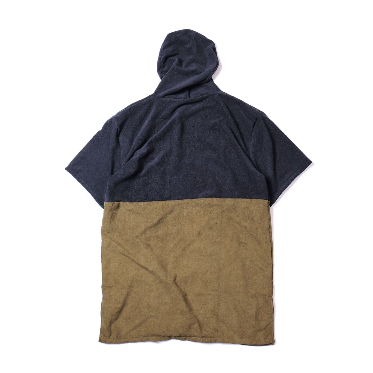 TOWEL PONCHO 背面